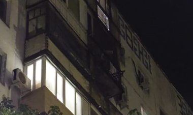 Балкон загорелся ночью в павлодарской многоэтажке