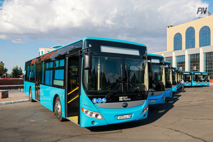 автобус межгород. ман 255 автобус. Wiima k202 красноярск 79. автобус казахстан. автовокзал павлодар.