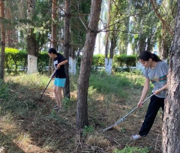 Шарбақтылық оқушылар өздерінің алғашқы табысына қол жеткізуде