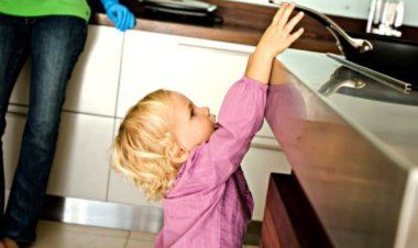 Қайнаған су мен сорпа: павлодарлықтар күйік шалған балаларға қалай көмектесе алады