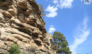 Скалы очистят от надписей в Баянаульском районе