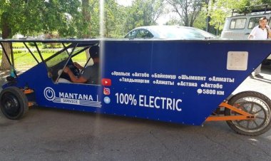 Казахстанец собрал солнцемобиль для путешествия по стране