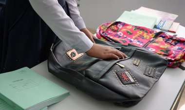 Аксуские энергетики собрали в школу сотню сельских учеников