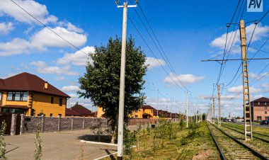 Всепогодные воздушные электролинии установили в Павлодаре