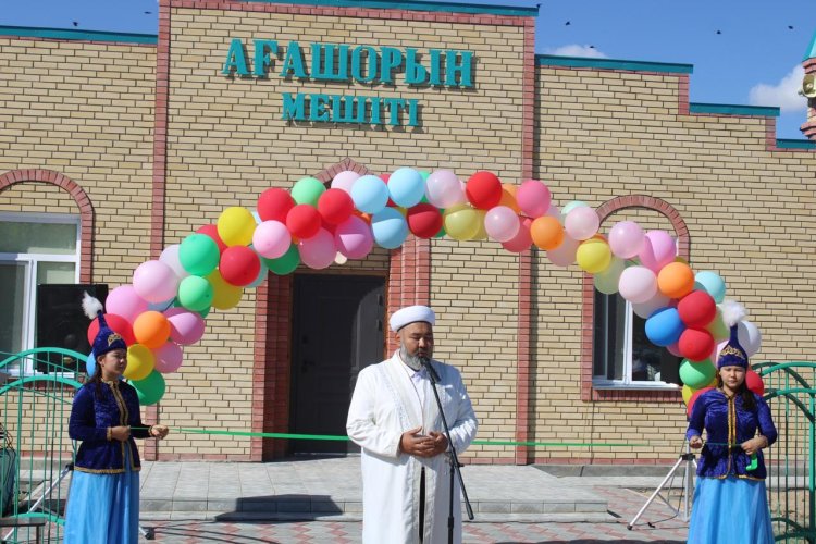 Новую мечеть открыли в Иртышском районе