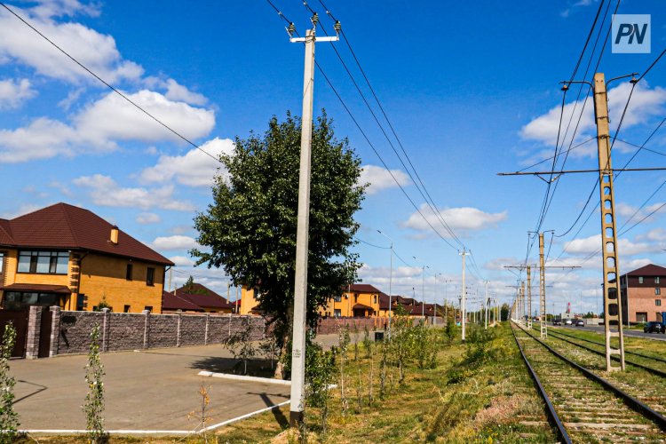 Всепогодные воздушные электролинии установили в Павлодаре