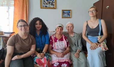 Павлодарға келген АҚШ студенті фольклорлық экспедицияға қатысуда