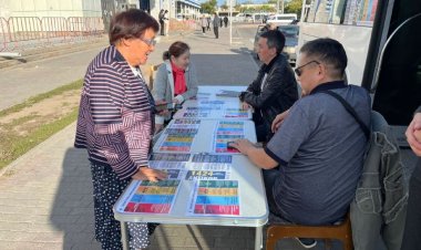 Павлодарда еріктілер жолдарда қабылдау акциясын ұйымдастырды