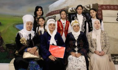 Павлодарлық аналар қыздарды әдептілікке шақырды