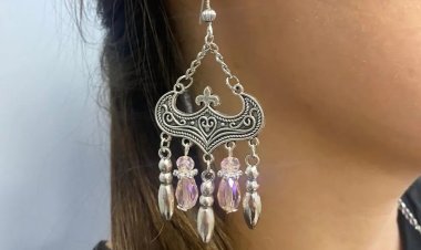 Баянауылдық қолөнерші: Шашбау мен шекелікке сұраныс көп