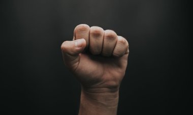 За рукоприкладство могут быть наказаны педагог и руководитель колледжа в Павлодаре