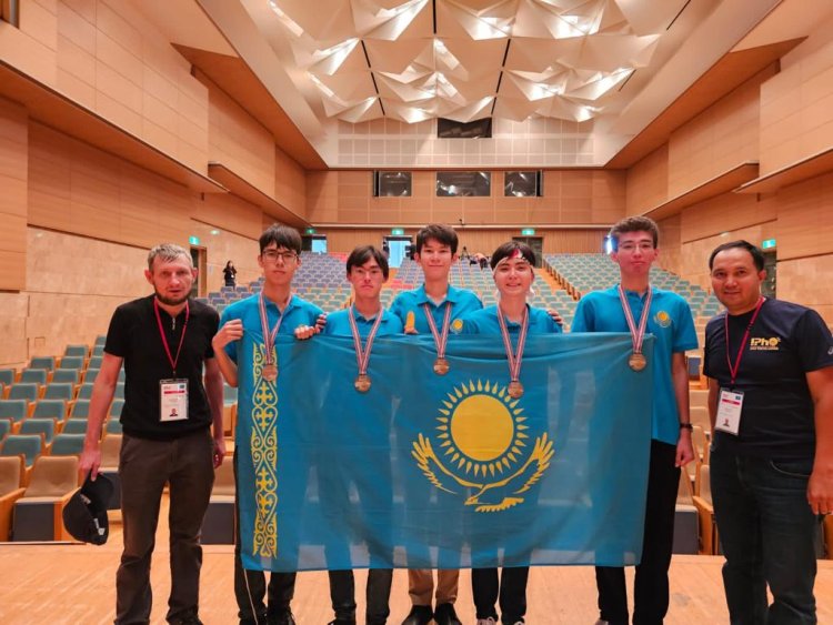 Юный физик из Павлодара завоевал «бронзу» на олимпиаде в Токио