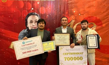 Павлодардағы қазақ театры халықаралық фестивальде қос жүлдеге қол жеткізді (ВИДЕО)