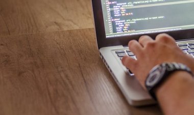 Павлодарлық студенттер IT саласында дағдыларды қалай дамыту керектігін үйренді