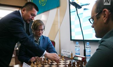 Турнир пяти континентов: Асаин Байханов открыл игру первым ходом