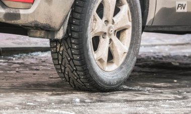 Павлодар - Успен автожолында көлік кюветке аударылды