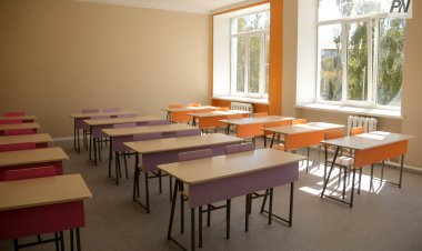 Школьники Павлодара, Аксу и Экибастуза продолжат учиться дистанционно