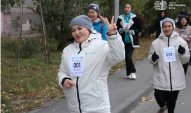 Павлодарцы пробежались по улицам города в честь праздника