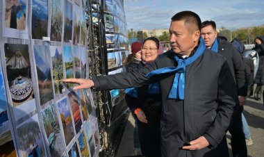 Дом культуры, жилье и клубы: в Павлодарской области отпраздновали День Республики