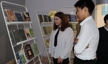 Ко дню рождения С. Торайгырова открыли выставку в Павлодаре