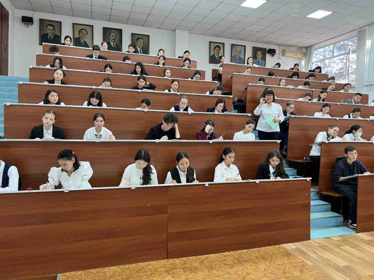 Павлодар облысында оқушылар көптілділік бойынша білімін тексерді