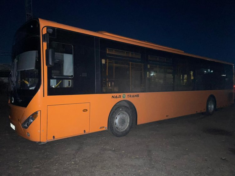 В Экибастузе водитель автобуса сбил женщину на остановке