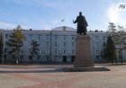 Парковки, дороги и газификация: что обсудил Асаин Байханов в прямом эфире