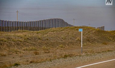 Как в Павлодарской области борются со снегом на трассе