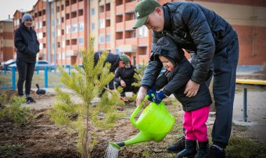 Металлурги Аксу посадили деревья