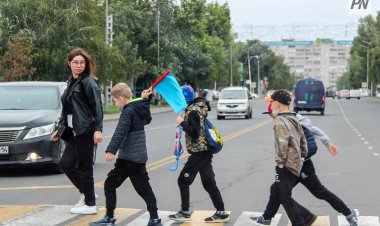 Павлодарские школьники написали письма водителям