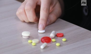 Успели за секунду: полицейские Экибастуза спасли мужчину