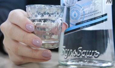 Павлодарда үй кіреберісінде алкоголь ішетіндерге қатысты шағым көбейген