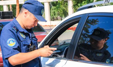 Екібастұзда «Mercedes Benz» жүргізушісі қарсы жолаққа шықты
