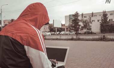 Ақсуда телефон алаяқтарының курьері құрықталды