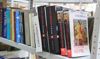 В Павлодаре заработала уличная библиотека