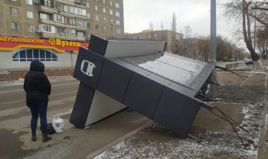 Павлодар облысында қатты желдің салдарын жою жұмыстары жүргізілуде