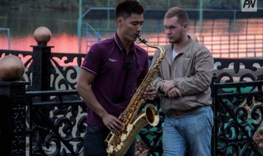 В Павлодаре исполнили просьбу уличных музыкантов