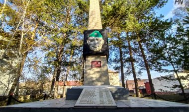Павлодарлықтар жерлес батырларының бюстерін қайта қалпына келтіруде