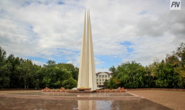 В Павлодаре приступили к обновлению бюстов героев-земляков