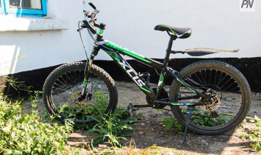 В Павлодаре школьник на велосипеде попал в ДТП