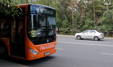 В павлодарском автобусе прокатились певцы в погонах