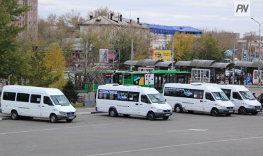 Павлодарских автобусников наказали за разговоры за рулём