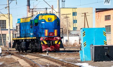 Павлодар облысының әкімі көлік қызметкерлерін мерекемен құттықтады