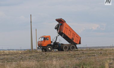 Экибастузец поменял знаки на самосвалах и попал под суд