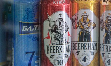 Автобуста сыра ішкен: Павлодарлық полицейлер әлеуметтік эксперимент жүргізді