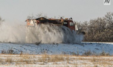 На павлодарских трассах продлили защиту от заносов