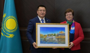 Аким Павлодарской области встретился с послом Германии в Казахстане