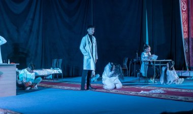 Историю пережившей насилие девушки рассказали на сцене Павлодара