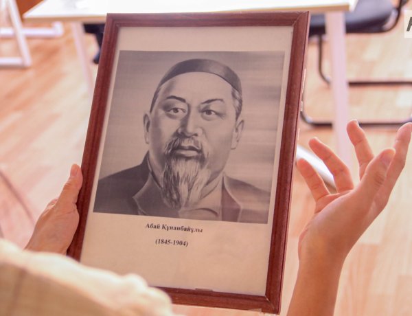 Школьники Павлодара представят «Слова назидания Абая» в соцсетях