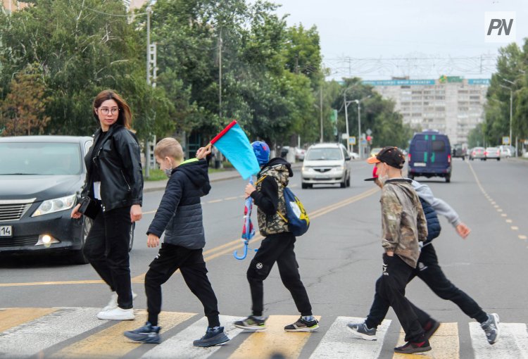 Павлодарские школьники написали письма водителям